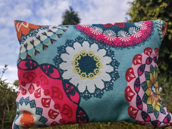 217-1_whatsapp-bild-2025-08-04-um-16-56-44-907bc4cc.jpg Lavendelkissen mit Mandala – beruhigender Duft und harmonisches Design