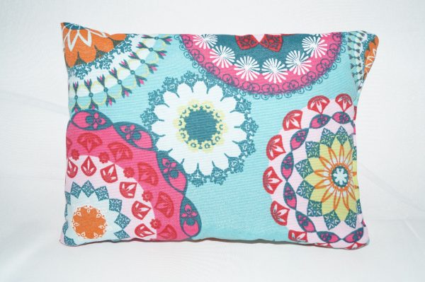 217_levandulovy-vankus-s-mandalou-vona-ktora-upokojuje.jpg Lavendelkissen mit Mandala – beruhigender Duft und harmonisches Design