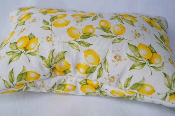 65-1_57-1-vankus-citrony.jpg Lavendelkissen Zitronen – frisches Duftkissen mit sonnigem Zitronenmotiv